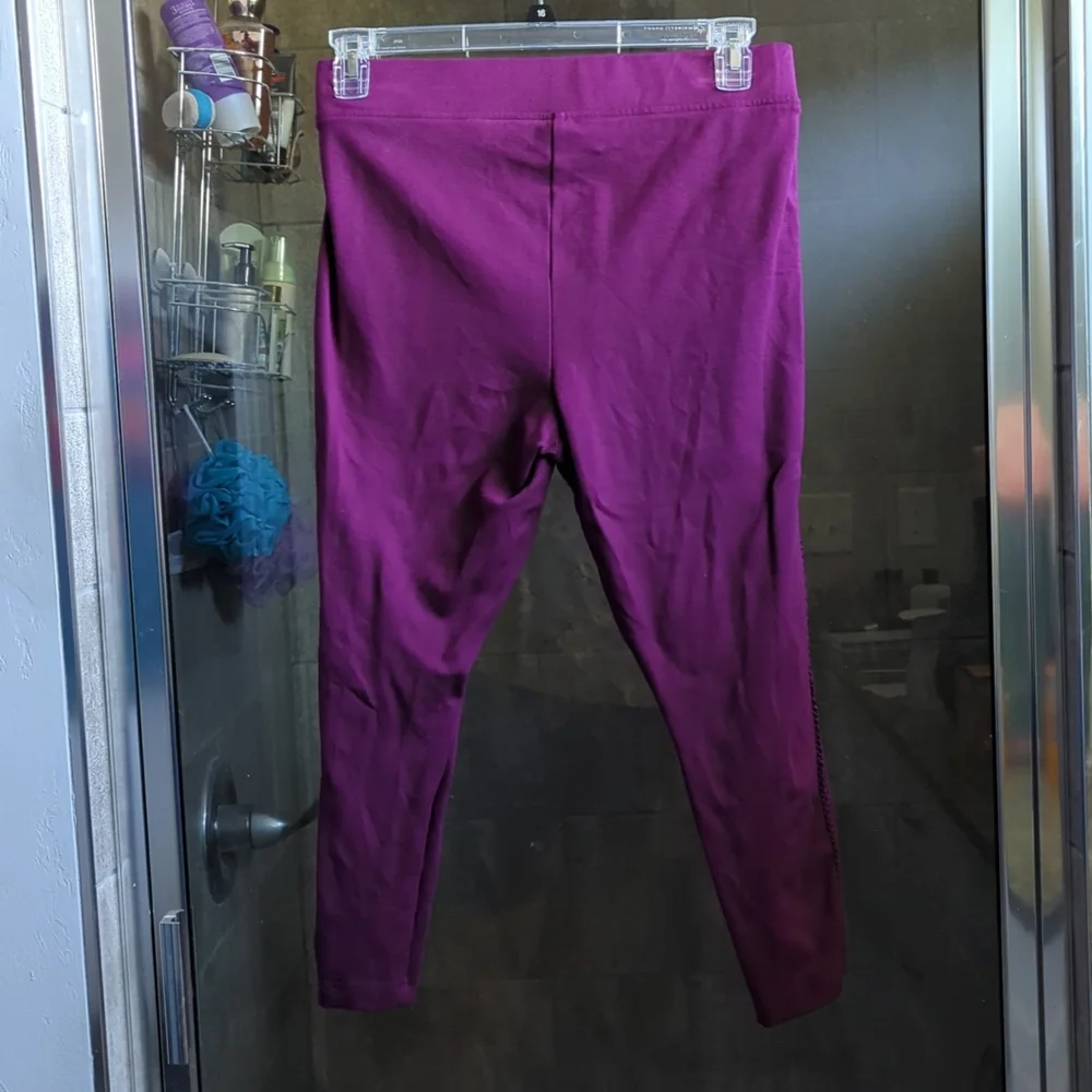 Torrid Ponte Purple Cropped Pants - Picture 4 of 6